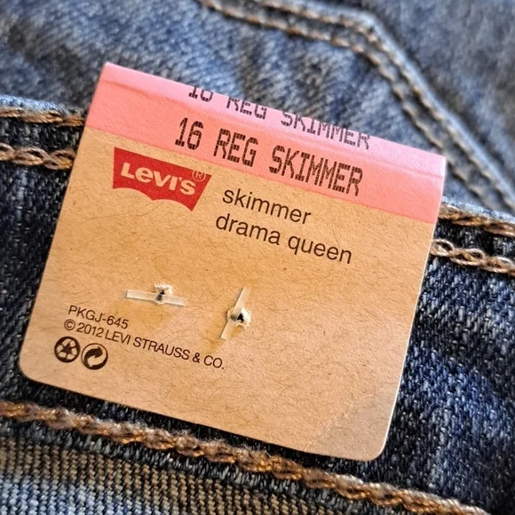 Levi's girls skimmer jean shorts size 16 - Picture 4 of 6